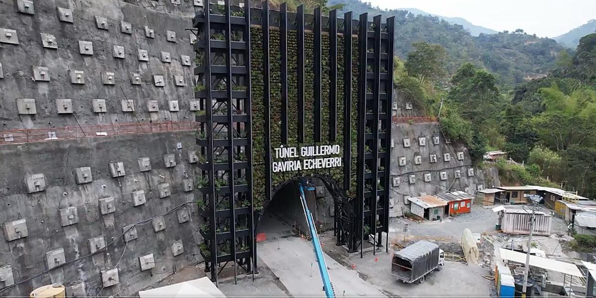 ANTIOQUIA GARANTIZA RECURSOS PARA LA NUEVA VÍA AL MAR, EDUCACIÓN Y SEGURIDAD