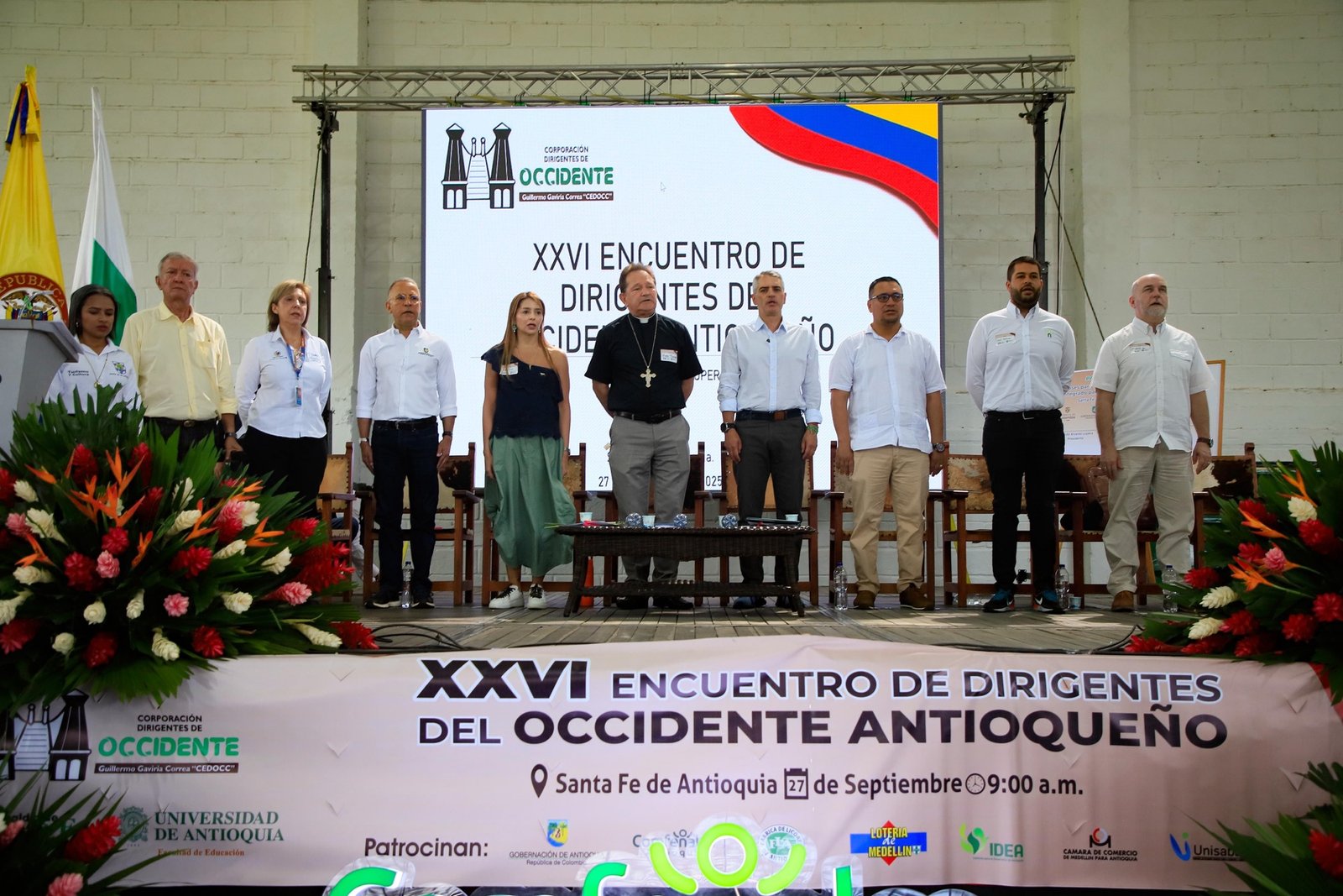 EL ENCUENTRO DE DIRIGENTES DEL OCCIDENTE, LLENO DE CALOR HUMANO 