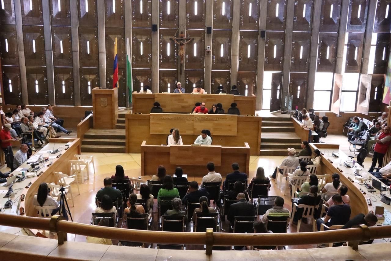 ANTIOQUIA IMPULSA UNA NUEVA POLÍTICA DE VIVIENDA PARA BENEFICIAR A MÁS DE 571 MIL FAMILIAS