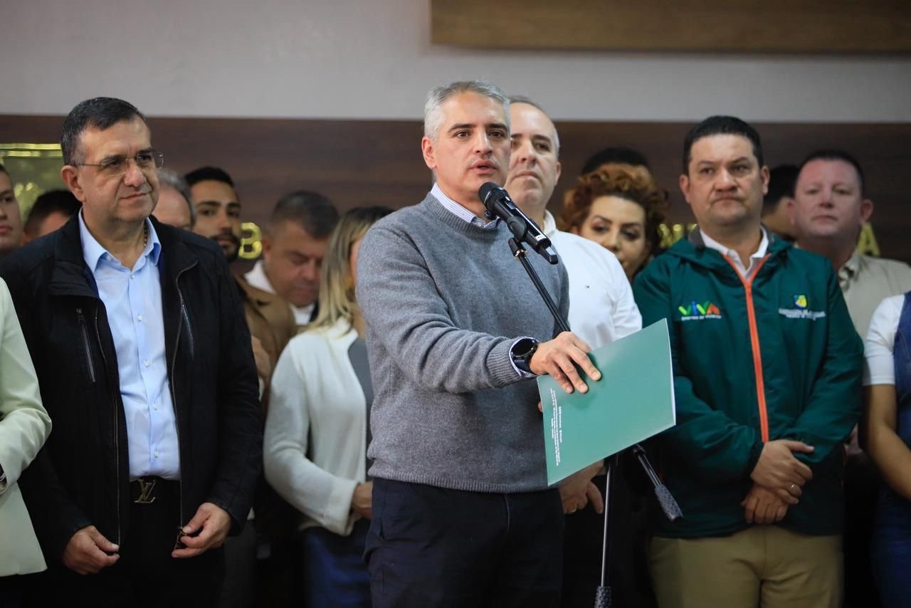 ANTIOQUIA ARRANCA EL PLAN DE PAVIMENTACIÓN MÁS GRANDE DEL PAÍS Y FORTALECE LA CONECTIVIDAD DEL OCCIDENTE