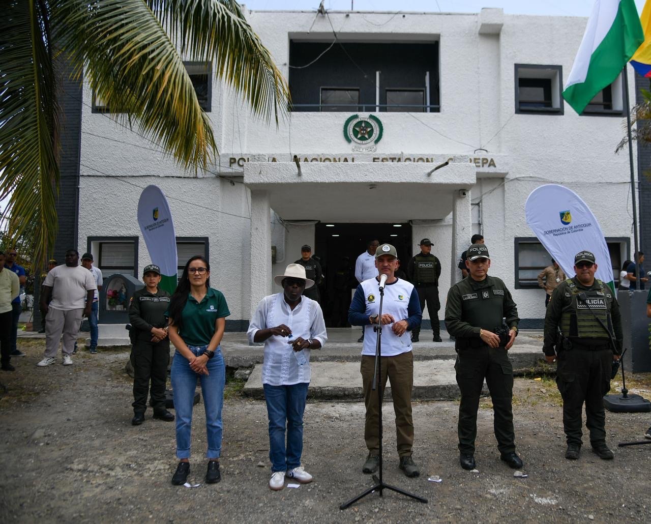 CAREPA ESTRENA ESTACIÓN DE POLICÍA RENOVADA CON RECURSOS DE LA TASA DE SEGURIDAD